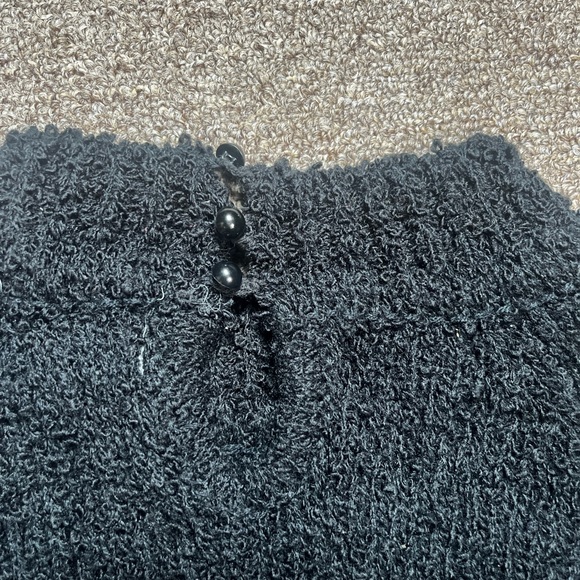 Vintage Skiva black faux fur trim black sweater size small - Picture 11 of 11